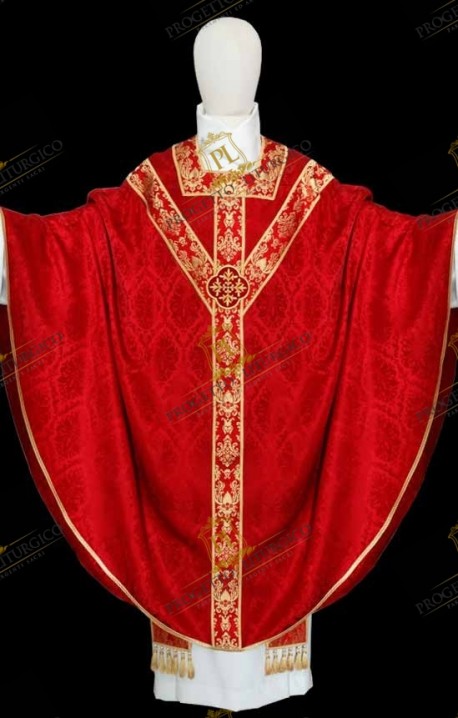  EARLY CHRISTIAN RED CHASUBLE 51116A62
