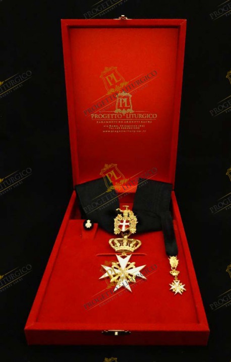 INSIGNIA FOR KNIGHT OF HONOUR AND DEVOTION ORDER OF MALTA
