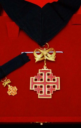 LADY INSIGNIA HOLY SEPULCHRE OF JERUSALEM (LHS)