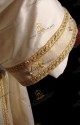 LA DALMATICA BIANCA: PARTICOLARE DELLA STOLA DIACONALE