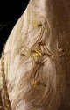 PARTICOLARE DELLA CROCE RICAMATA SULLO SCUDO DEL PIVIALE BROCCATO DORATO