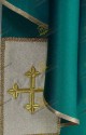 PARTICOLARE DELLA STOLA SACERDOTALE COORDINATA ALLA CASULA VERDE